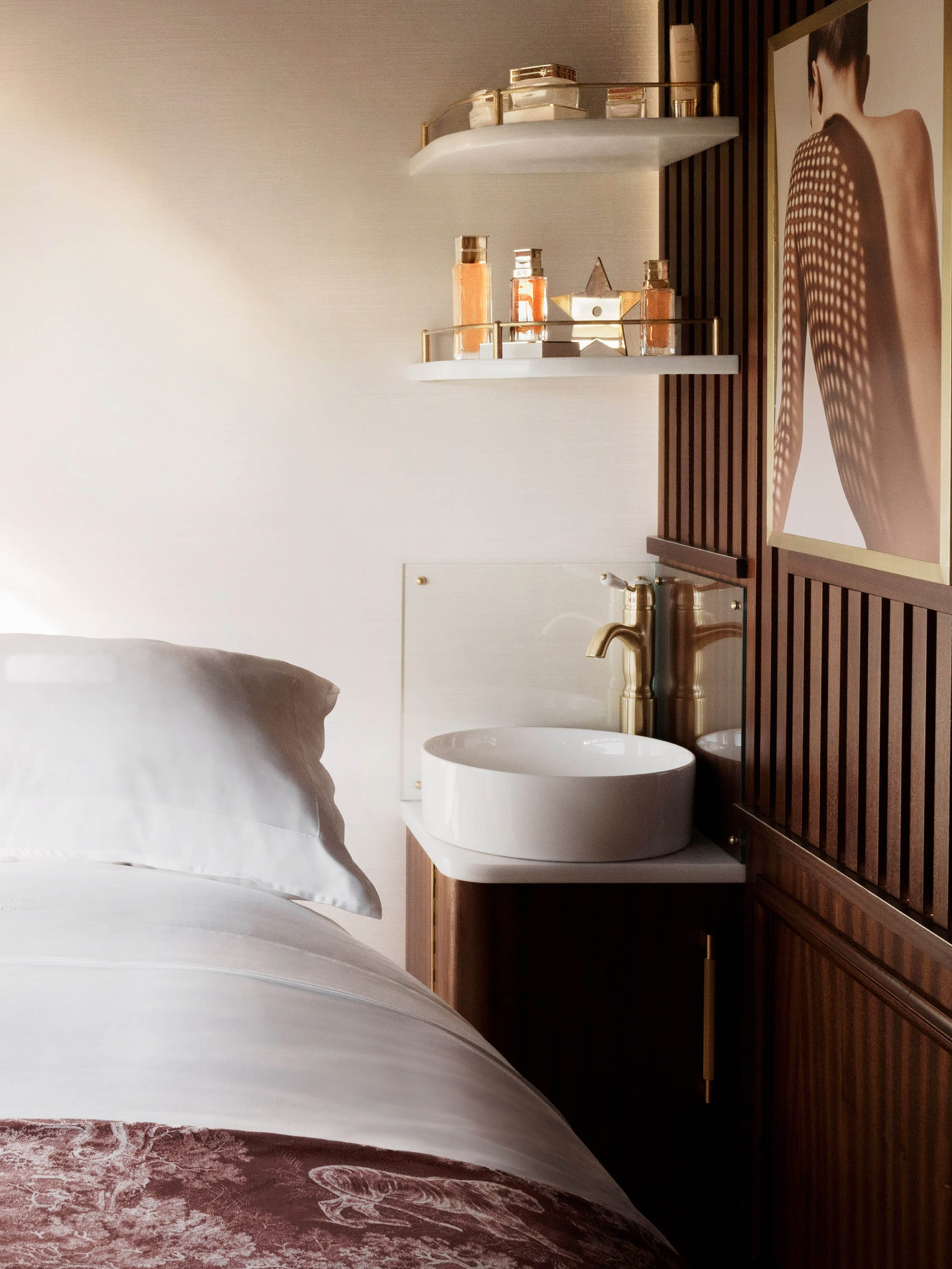 Kissing Light Spa Royal Scotsman Scotland